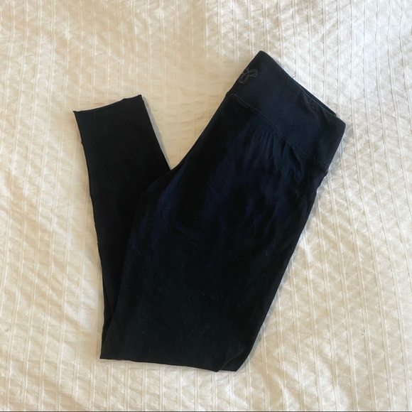 TNA Black Leggings - Picture 1 of 3